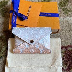 Louis Vuitton Kirigami Pochette